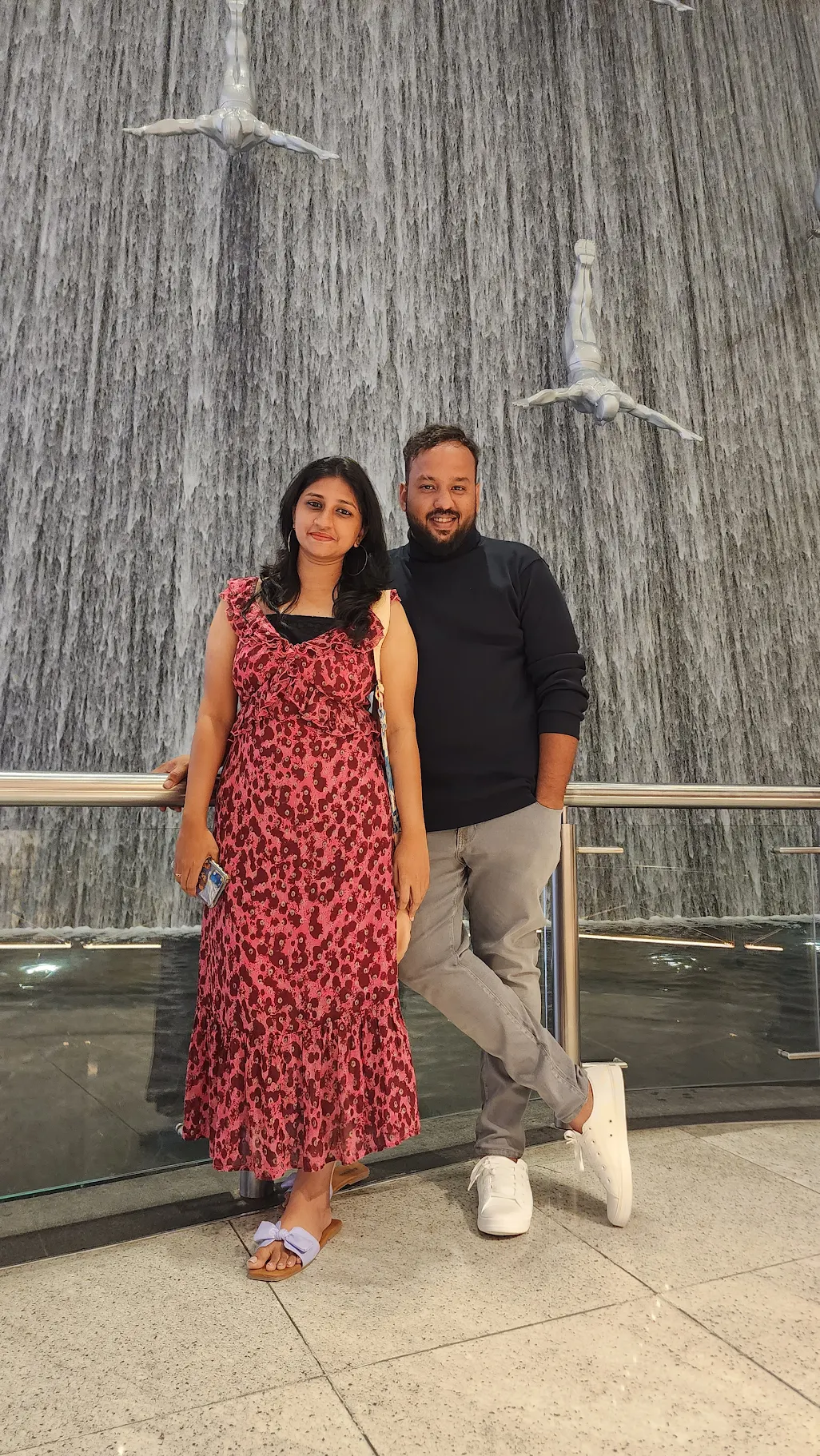 Shankar Narayanan enjoying their holiday with Jiris Holidays