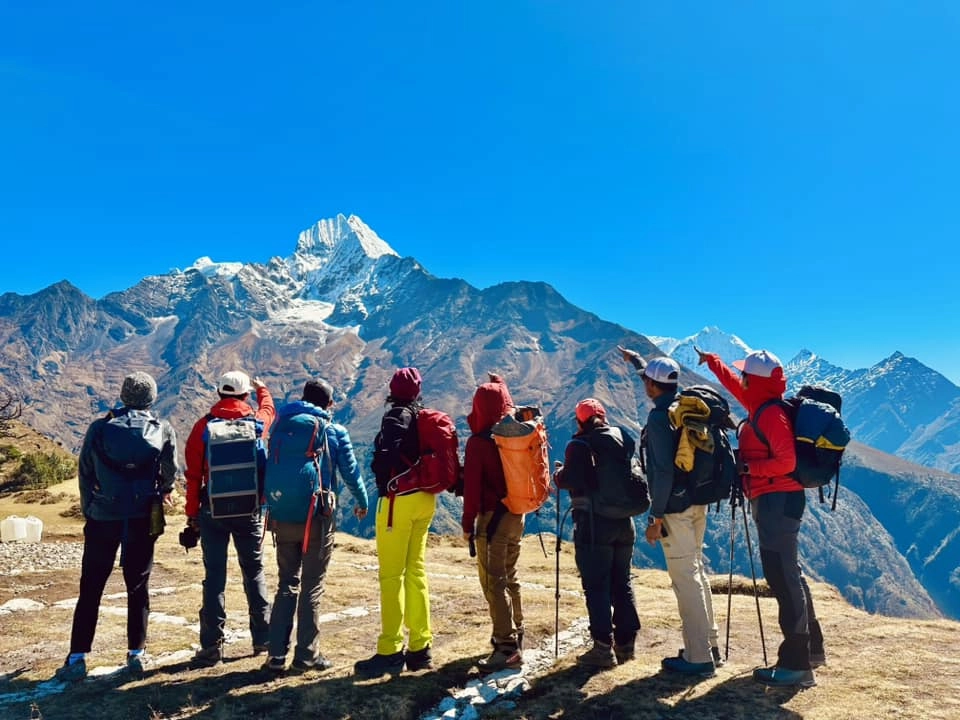 sharon chettiar enjoying their holiday with Jiris Holidays